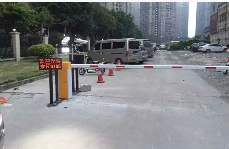 車牌識別系統(tǒng)安裝應(yīng)注意哪些問題？